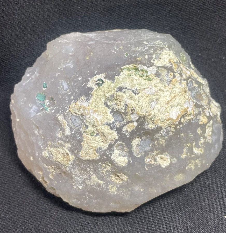 Stunning amethyst bow geode in natural specimen/India