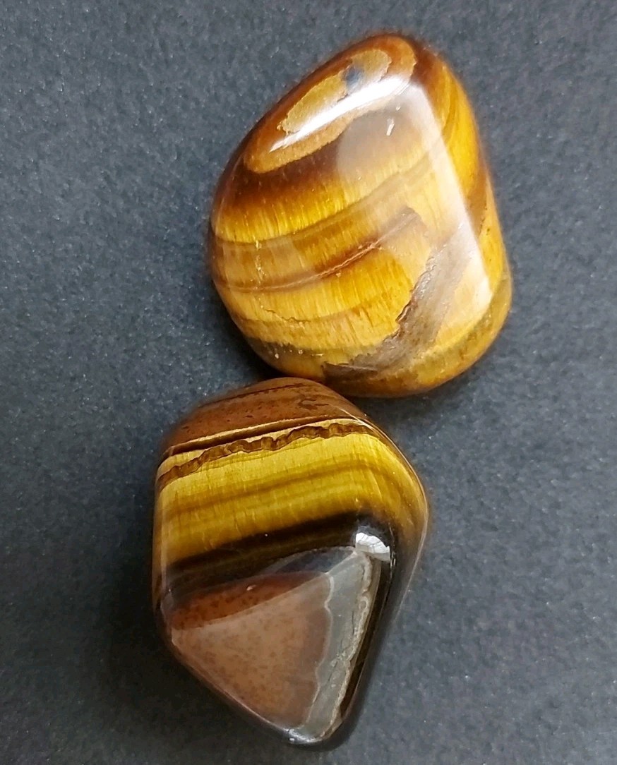Gold Tigereye, 2x Tumbled Stones Natural, Size 4cm-2cm, Weight, 27g-7g.