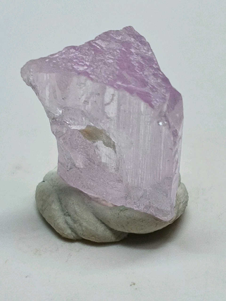 Pink Flourescent Kunzite Gemstone X50