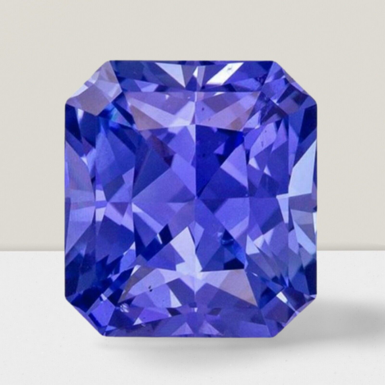 Blue Sapphire Octagon Cut Gemstone 0.60 Cts – 6×4 mm VVS Loose Gem