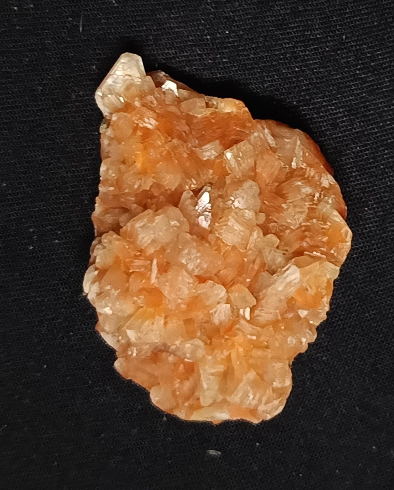 Natural heulandite mineral crystal 4 pieces 89gr 6×5 cm