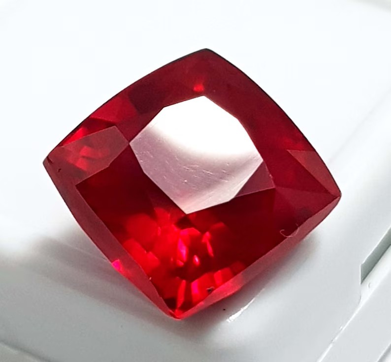 Natural Red Ruby Cushion Cut 9 Ct GGI certified Loose Gemstone