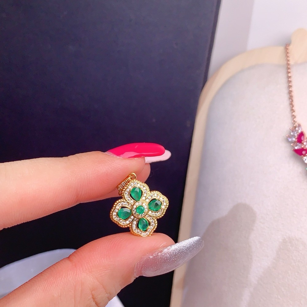 Natural emerald Gemstone Pendant Necklace Jewelry S925 Silver Plated 18K Gold