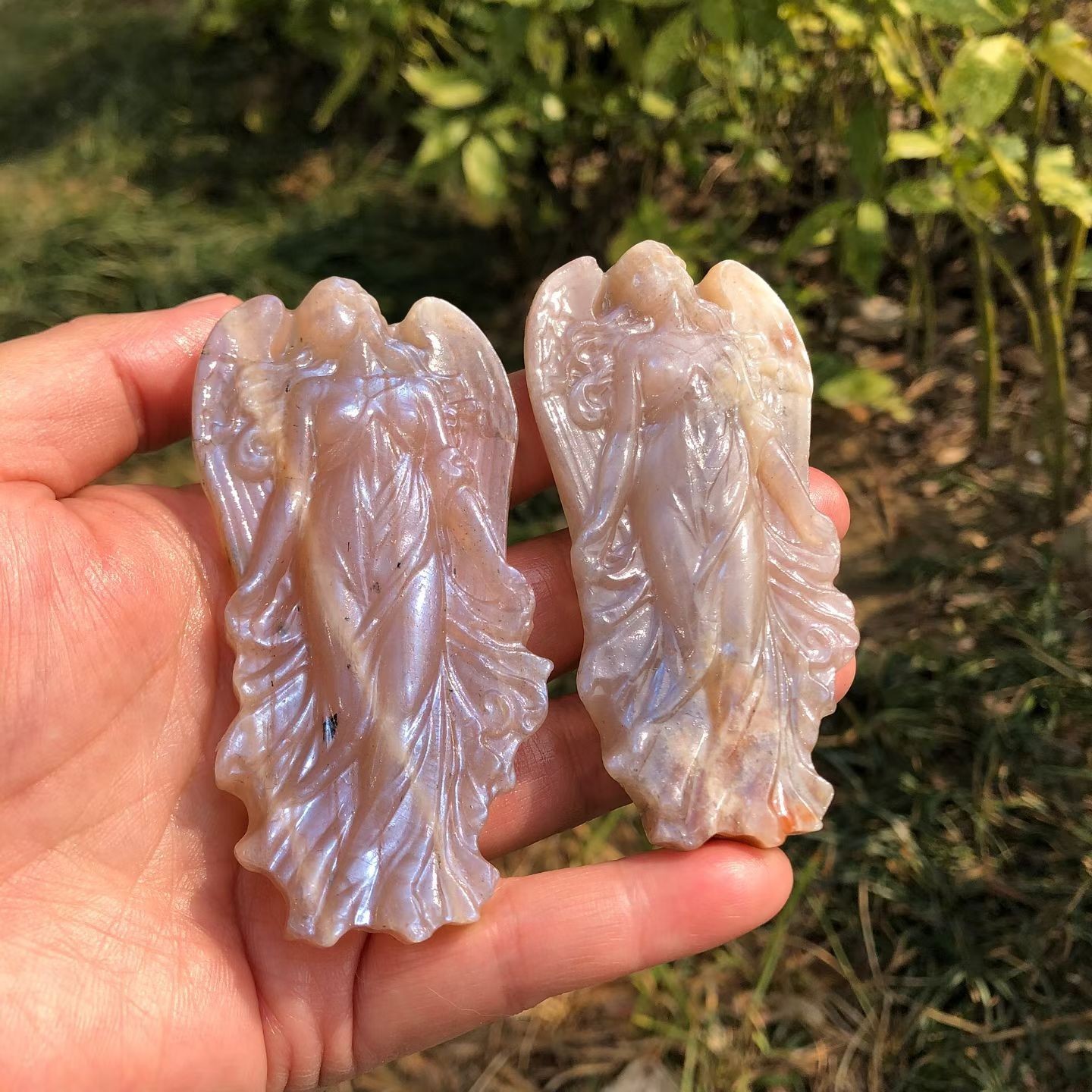 1pc Natural Moonstone Quartz Hand Carved Angel Skull Crystal Reiki Decor