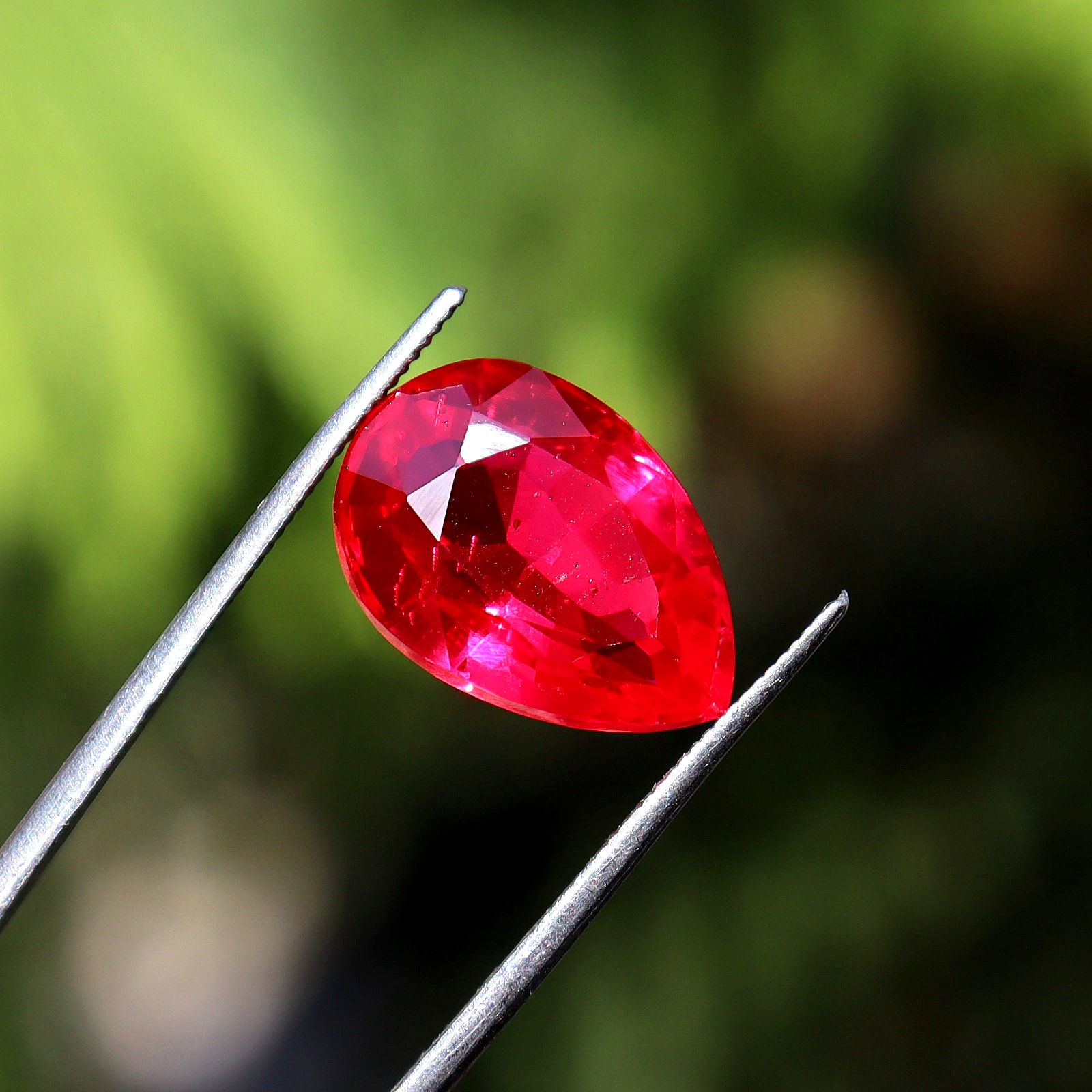 8-10 Ct Pear Cut Certified Loose Gemstone BURMA Pigeon Blood Red Ruby