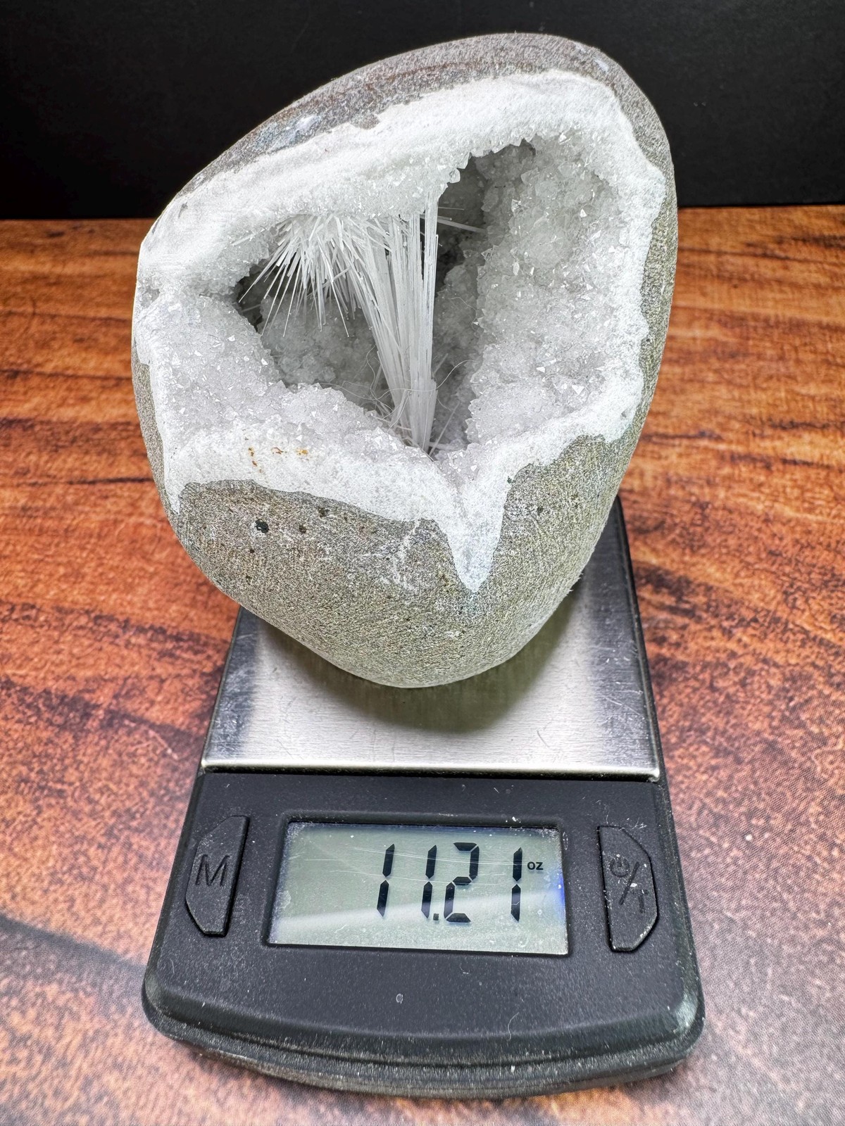 White Spray Scolecite geode from India – 317g