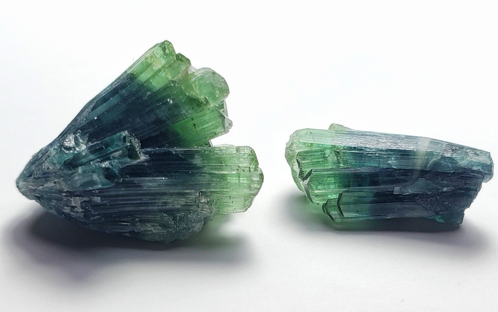 Bi Colour Tourmaline Spray Crystals From Afghanistan Peech Mine 3.3 Gram
