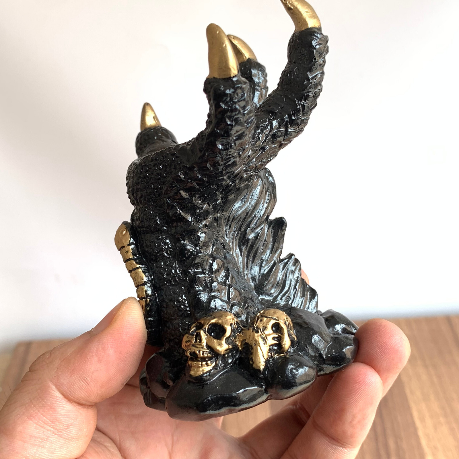 Dragon Claw Resin Sphere Holder Stand Base Natural Crystal Ball Hand C655
