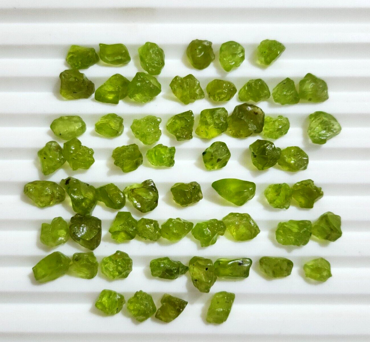 Raw 6-8 MM Size Natural Green Peridot Raw 25 Pcs Lot Loose Gemstone For Jewelry