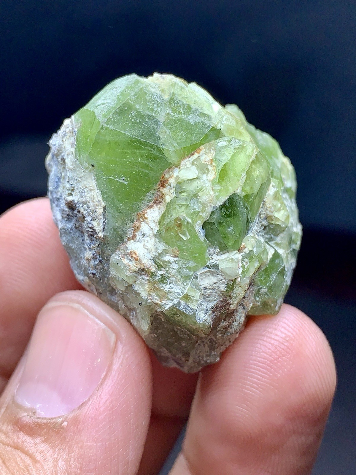 Peridot Terminated quality Crystals 220 Grams Lot, Peridot Specimens Lot