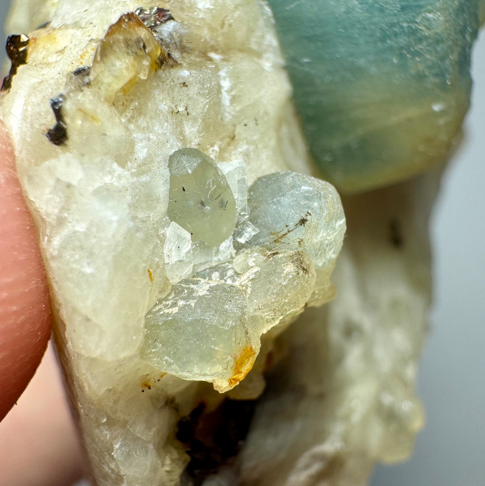 78 Grams Full Terminated Top Fluorescent Sky Blue Afghanite Crystals On Calcite