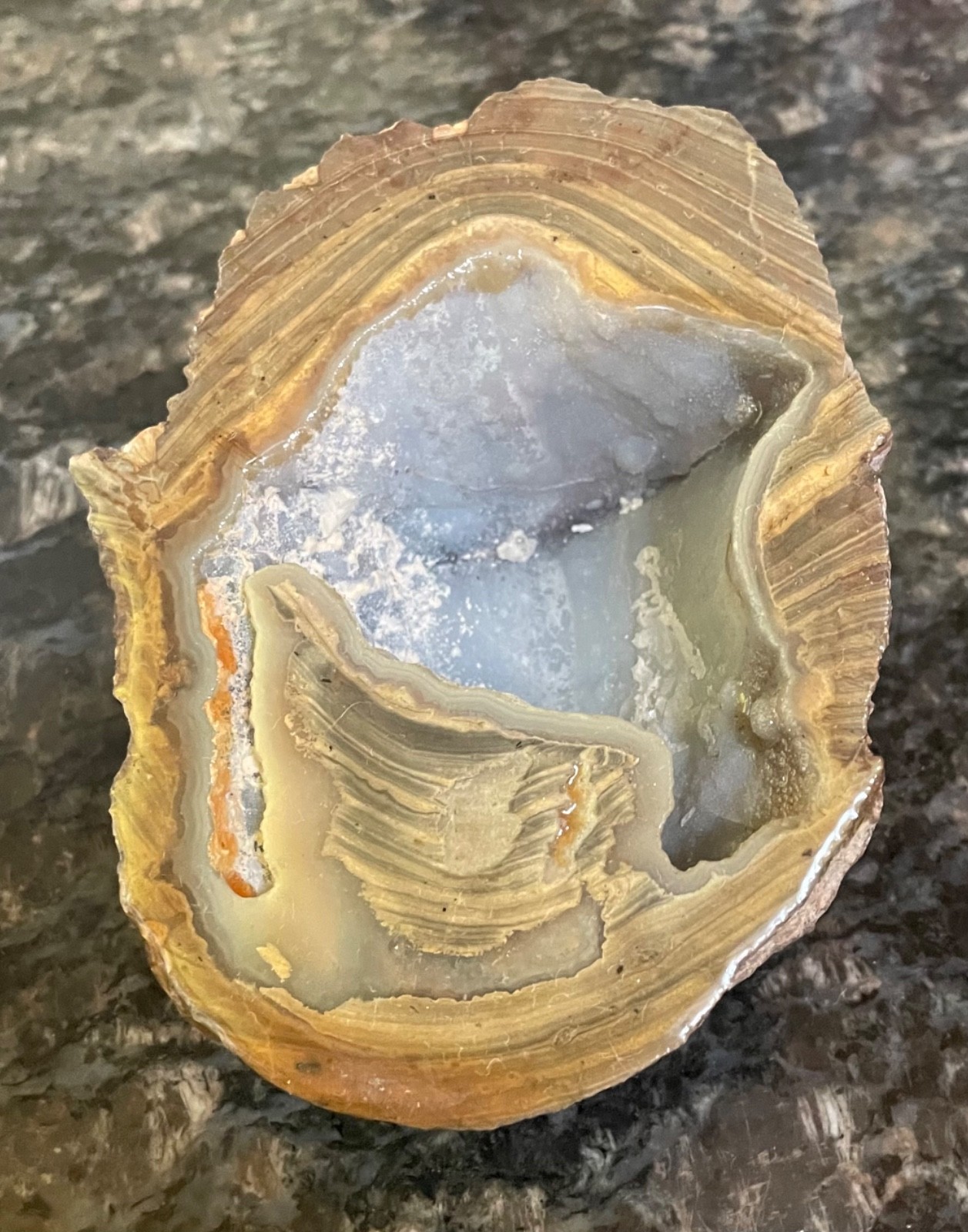 Set of 4 cut and polished geodes