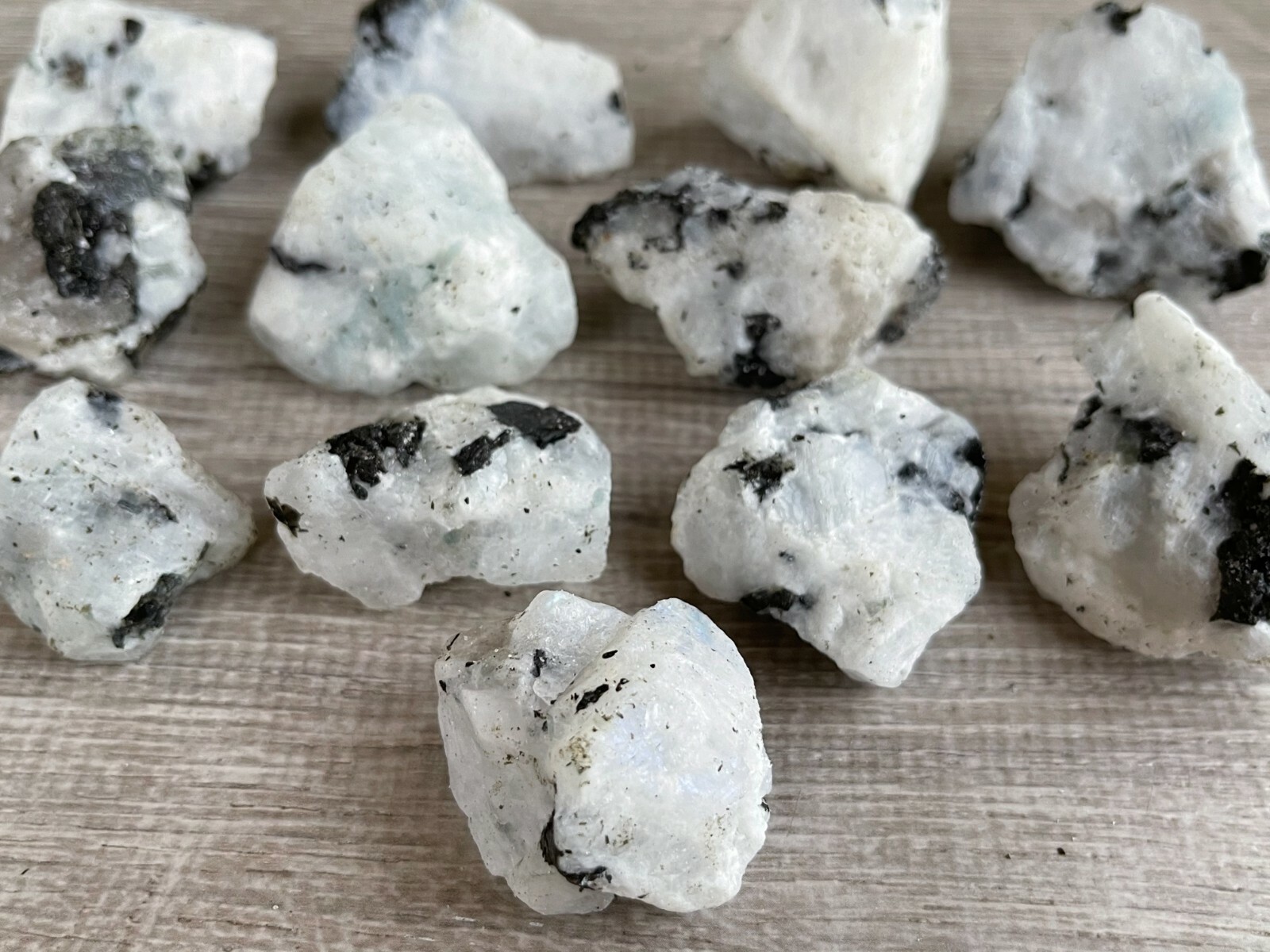 Grade A+ Rainbow Moonstone Raw Stone,Rough Rainbow Moonstone.Wholesale Bulk Lot