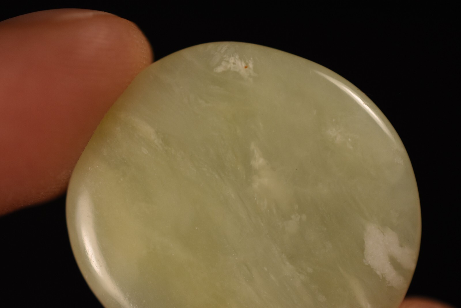 *NEW JADE* Flat Stone 3cm 7.2g Palm Worry Thumb Tumbled Natural Stone Bowenite