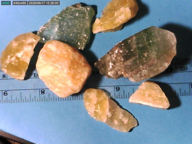 CALCITE SPECIMENS MIXED COLOR & SIZES LOT FROM UNKNOWN LOT #D124