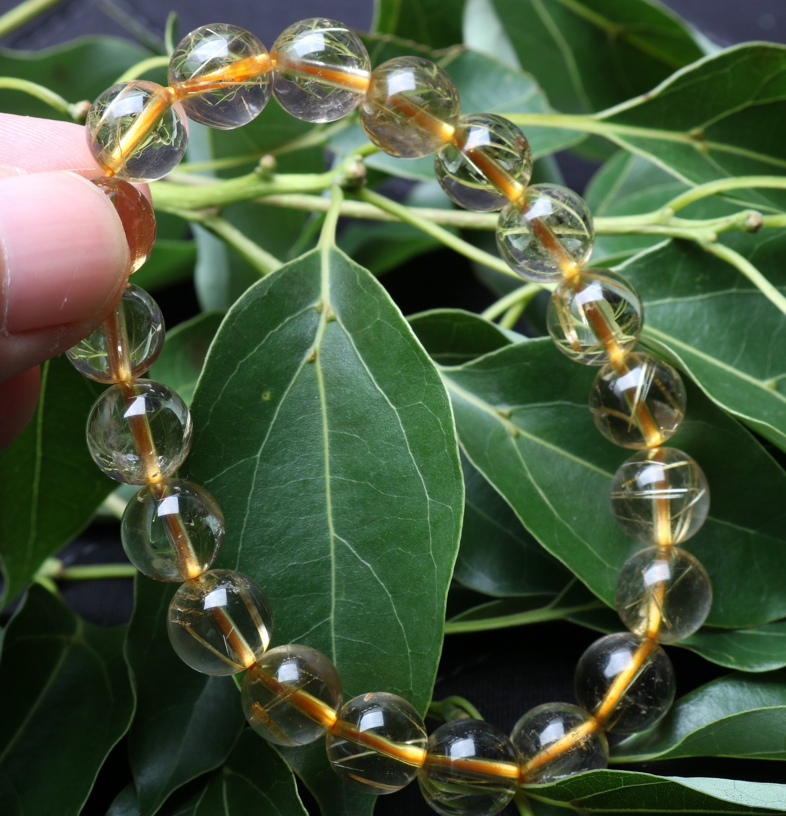 25.2g Rare Natural Clear Gold Rutilated Quartz Crystal 10mm Round Bead Hand cate