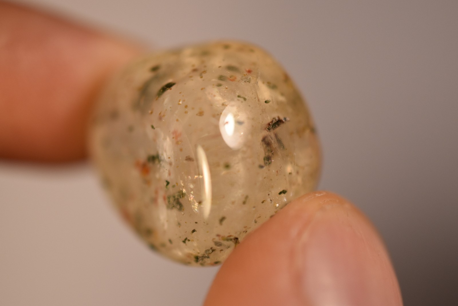 *GREEN TOURMALINE QUARTZ* Tumbled Stone 2.4cm 11.5g Tourmalinated Natural Stone