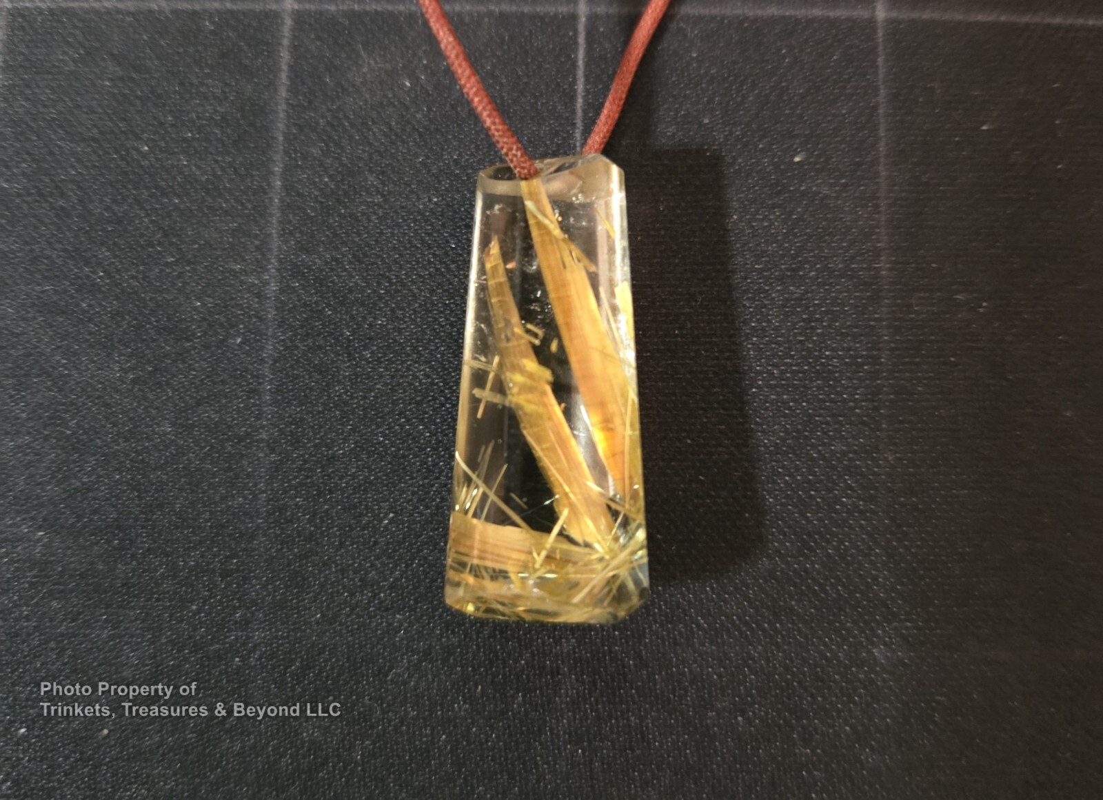 Natural Gold Rutilated Quartz Crystal – Healing Gemstone for Energy & Balance