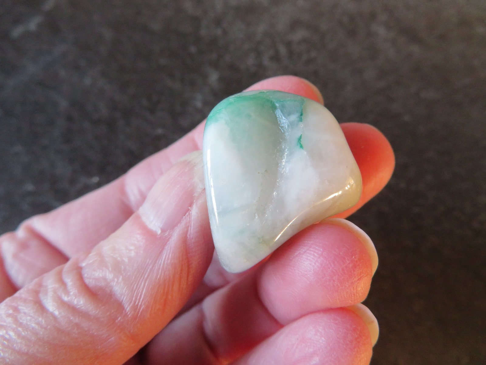 RARE DIOPTASE IN QUARTZ (17.2 grams / 26 mm) TUMBLESTONE (E7) MESSINA MINE, SA