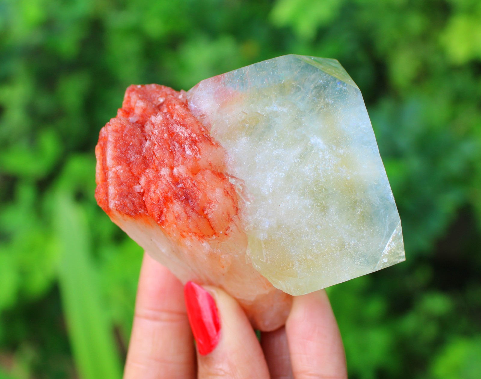 APOPHYLLITE CRYSTAL WITH STILBITE MINERAL SPECIMEN