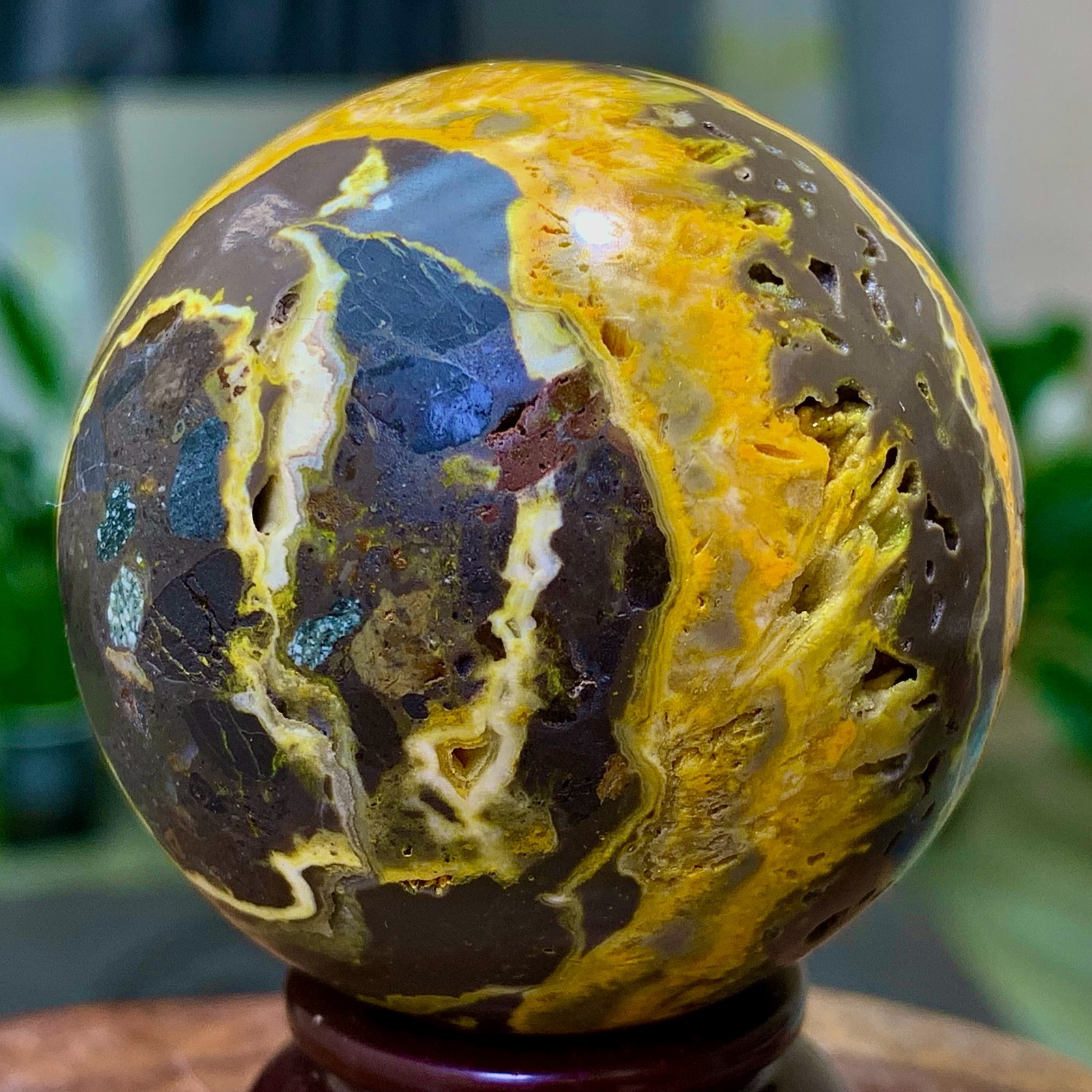 185G Natural striped agate stone sphere Crystal Mineral ball Specimen