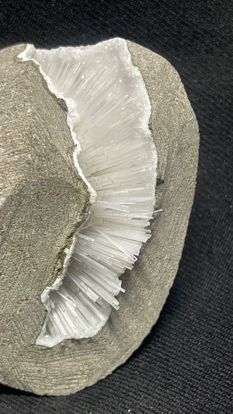 Stunning scolecite spray inside in matrix W/ natural formation of geode