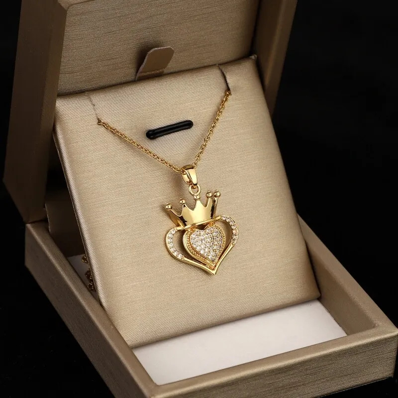 Women’s Fashion Jewelry Cubic Zircon Gold Heart Crown Pendant Necklace 1PC