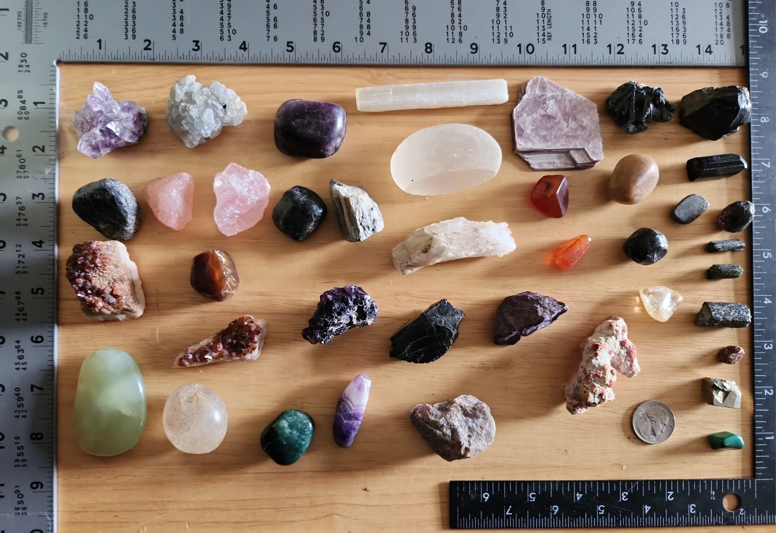 822 Grams, 40 Stones Mixed Sizes & Colors 1 Pd & 13 Oz Of Polished & Rough Rocks