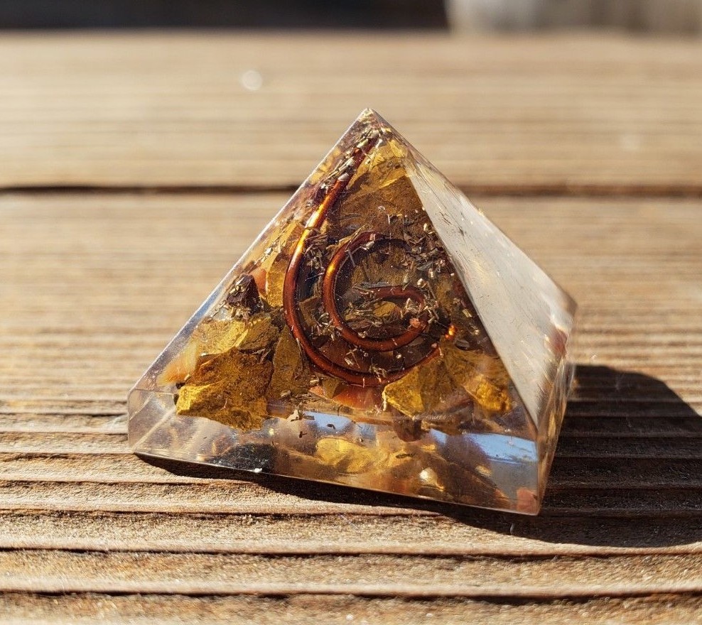 SMALL (25-30mm) YELLOW JASPER COIL ORGONE GEMSTONE PYRAMID ORGONITE