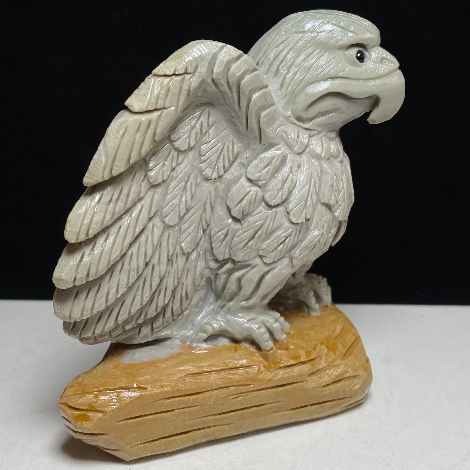 Natural Crystal Quartz Mineral Specimen Songhua Stone Handcarved Eagle Gift