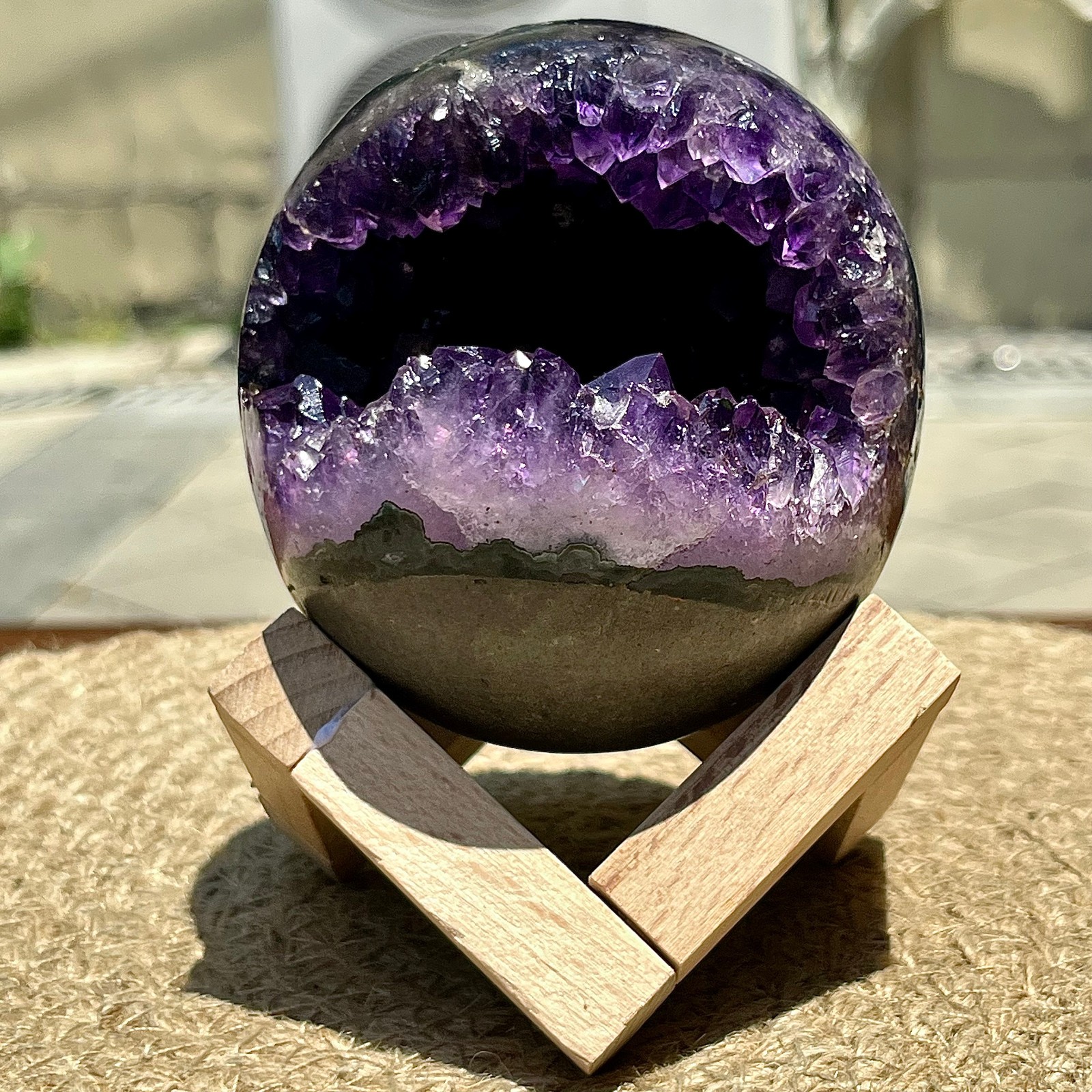 573 g Purple Amethyst Cave Smiling Mouth Quartz Cluster Home Office Display