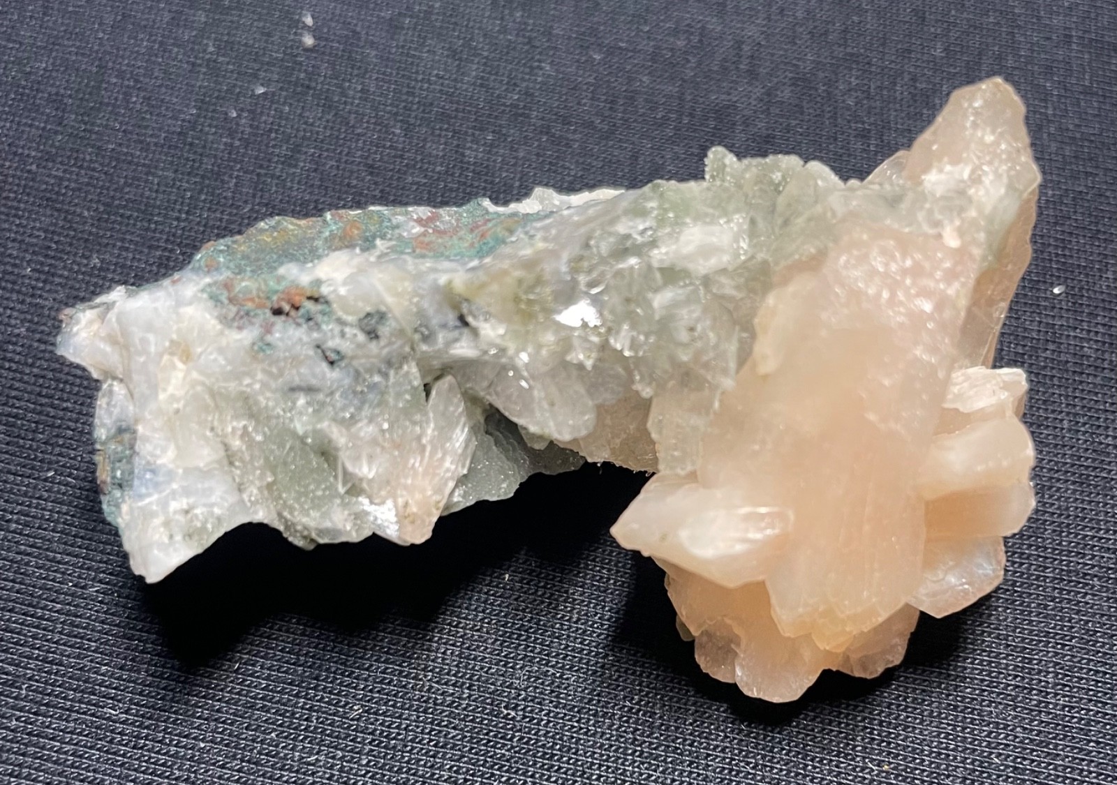 4 pieces Natural stilbite with Apophyllite crystal stone 102 gr 5x5x3 cm