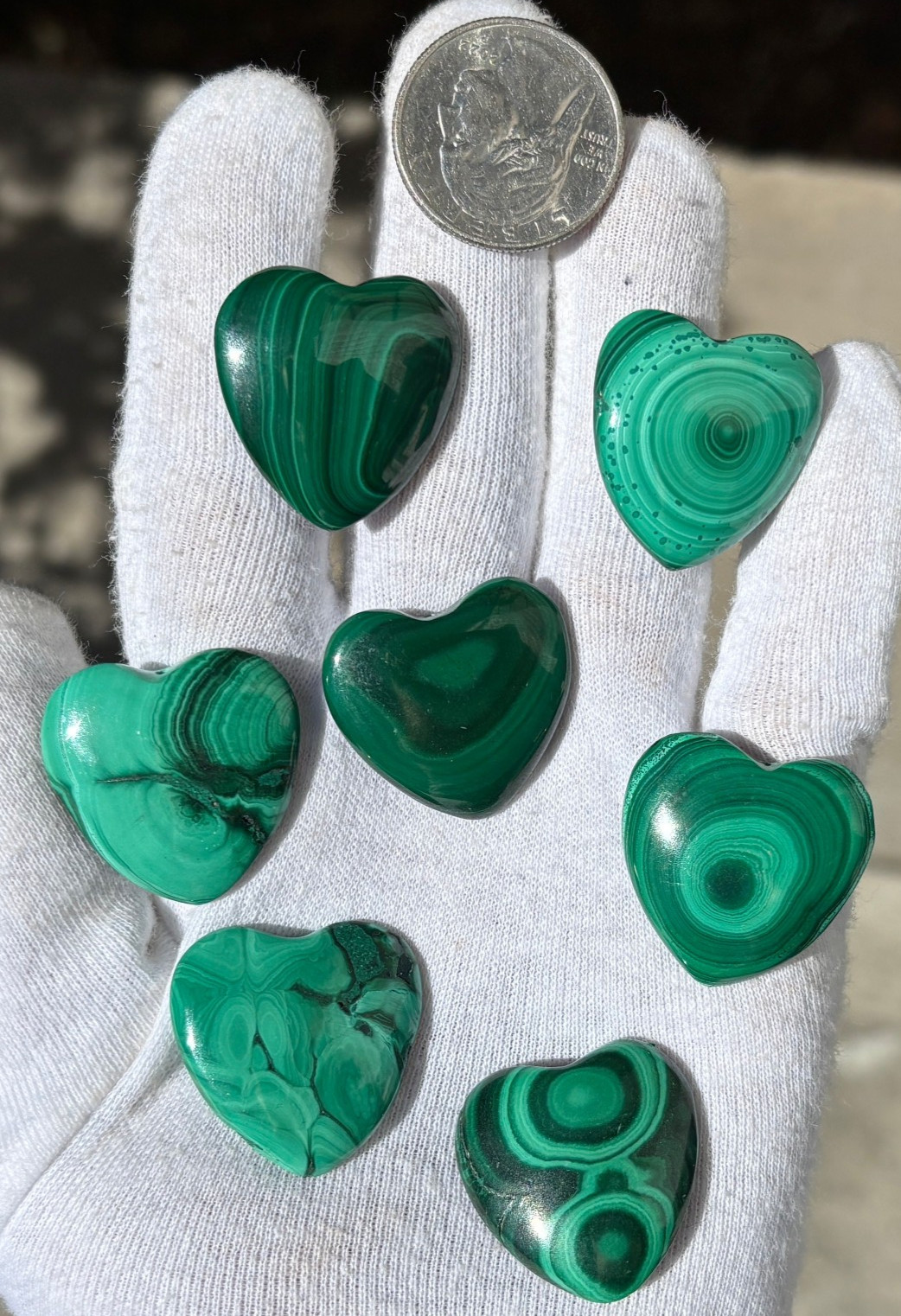 USA SALE 67g LOT 7 MALACHITE POLISHED SMALL HEARTS HEART POCKET PALMSTONE PALM