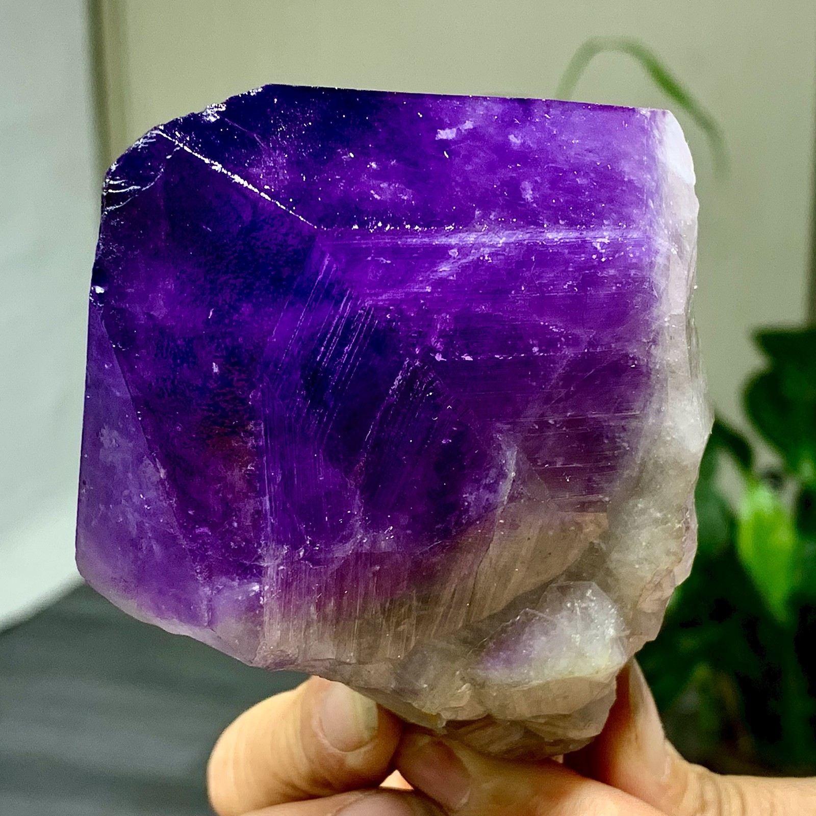 375G Natural Amethyst Quartz Crystal Single-End Terminated Wand Point Healing
