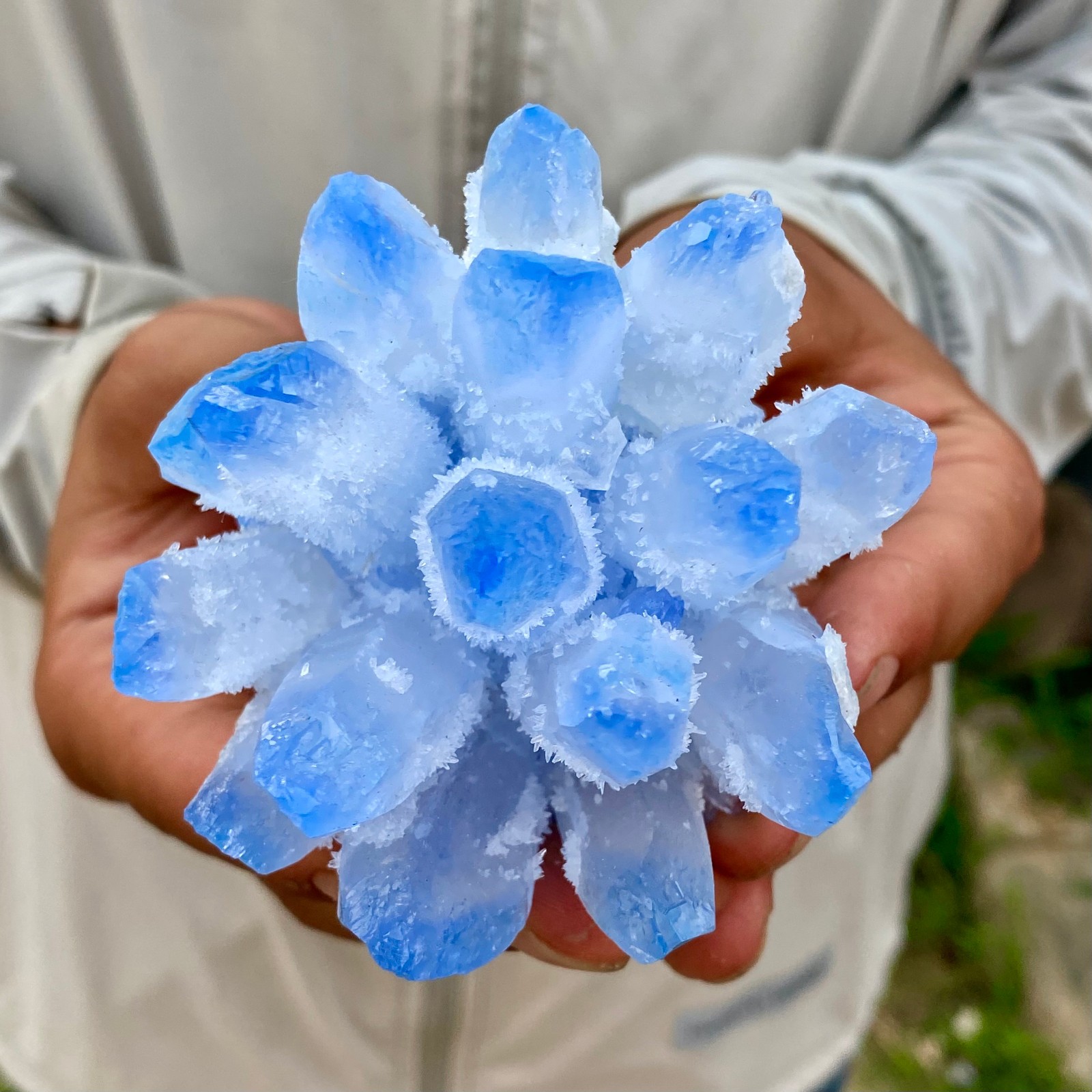 375G New Find blue Phantom Quartz Crystal Cluster Mineral Specimen Healing