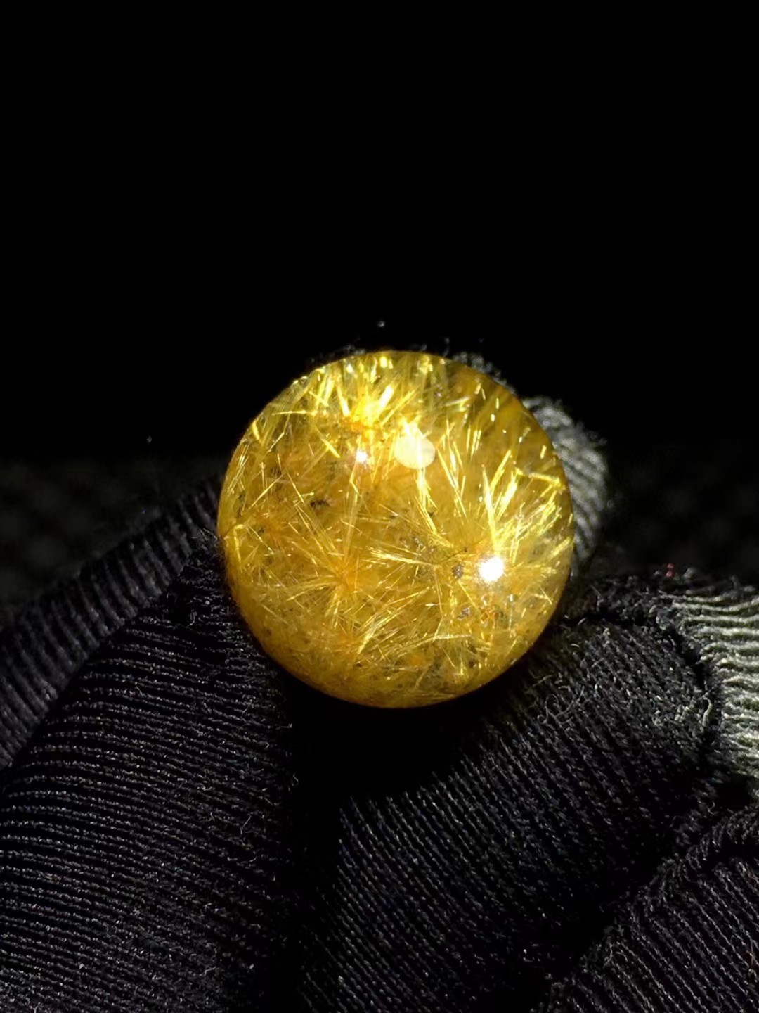 14.5mm/4.5g Natural Gold Rutilated Quartz Sphere Crystal Ball energy Reiki Gem