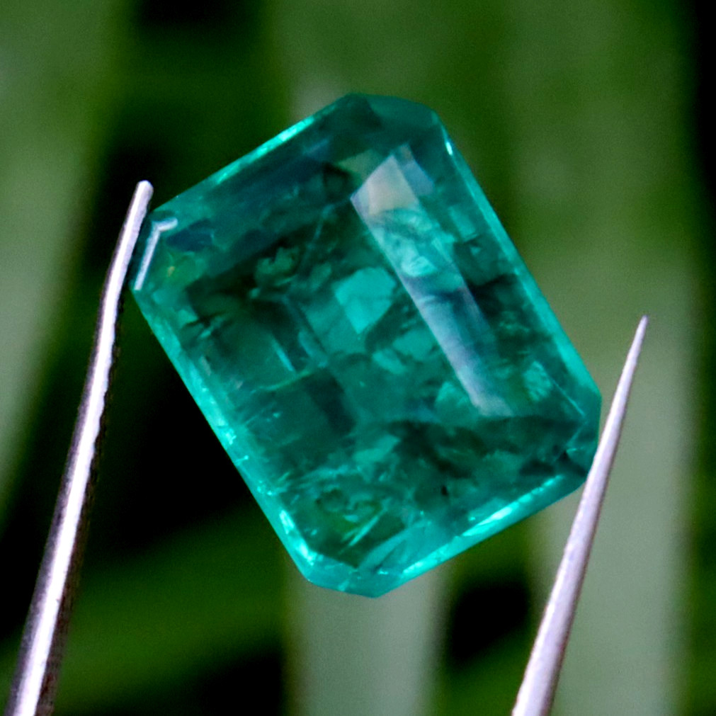 Emerald Cut 12.30 Ct Green Emerald Certified Natural Colombian Loose Gemstone