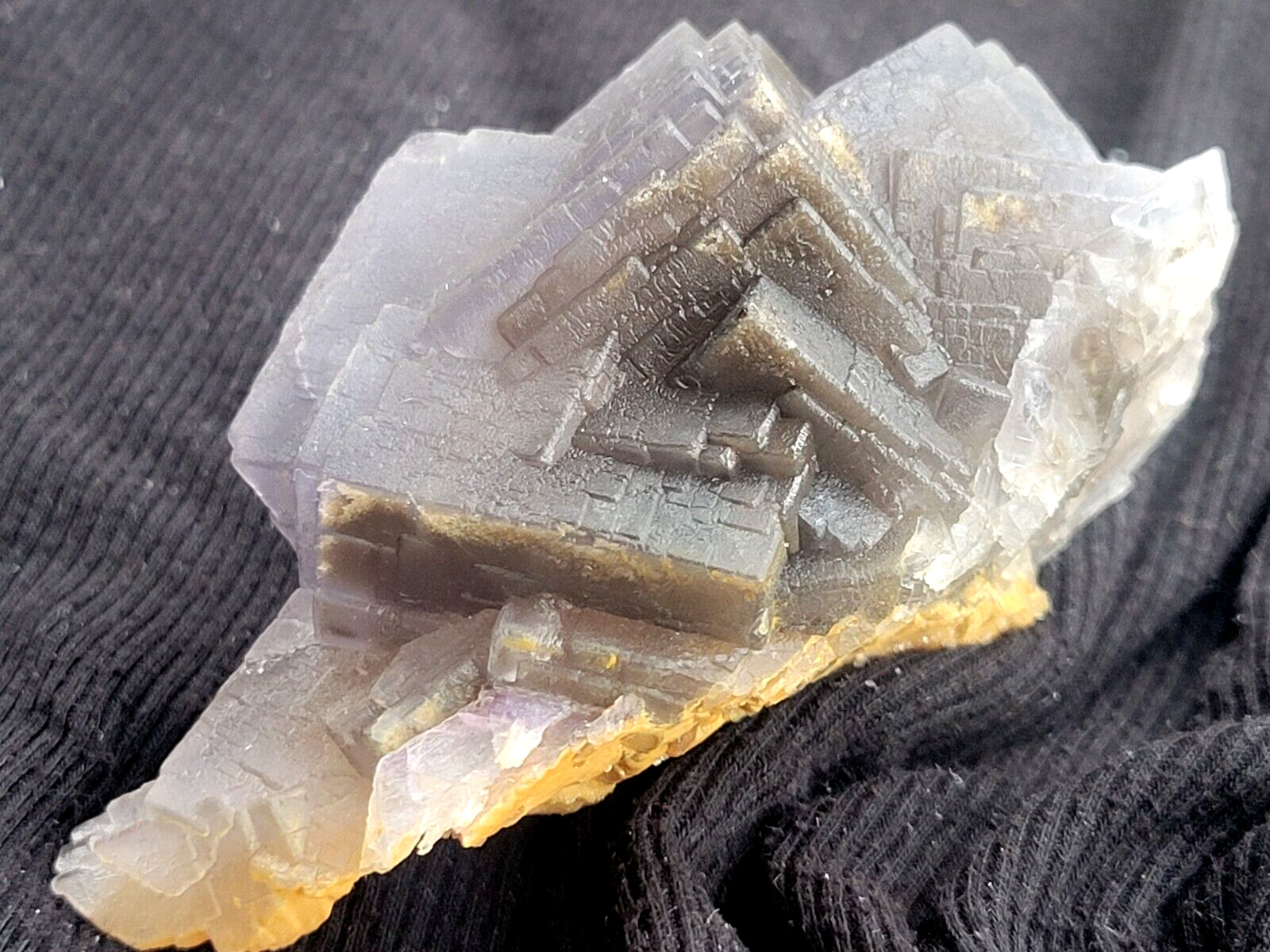 222g Beautiful Purple Cubic Fluorite Quartz Crystal Cluster Mineral