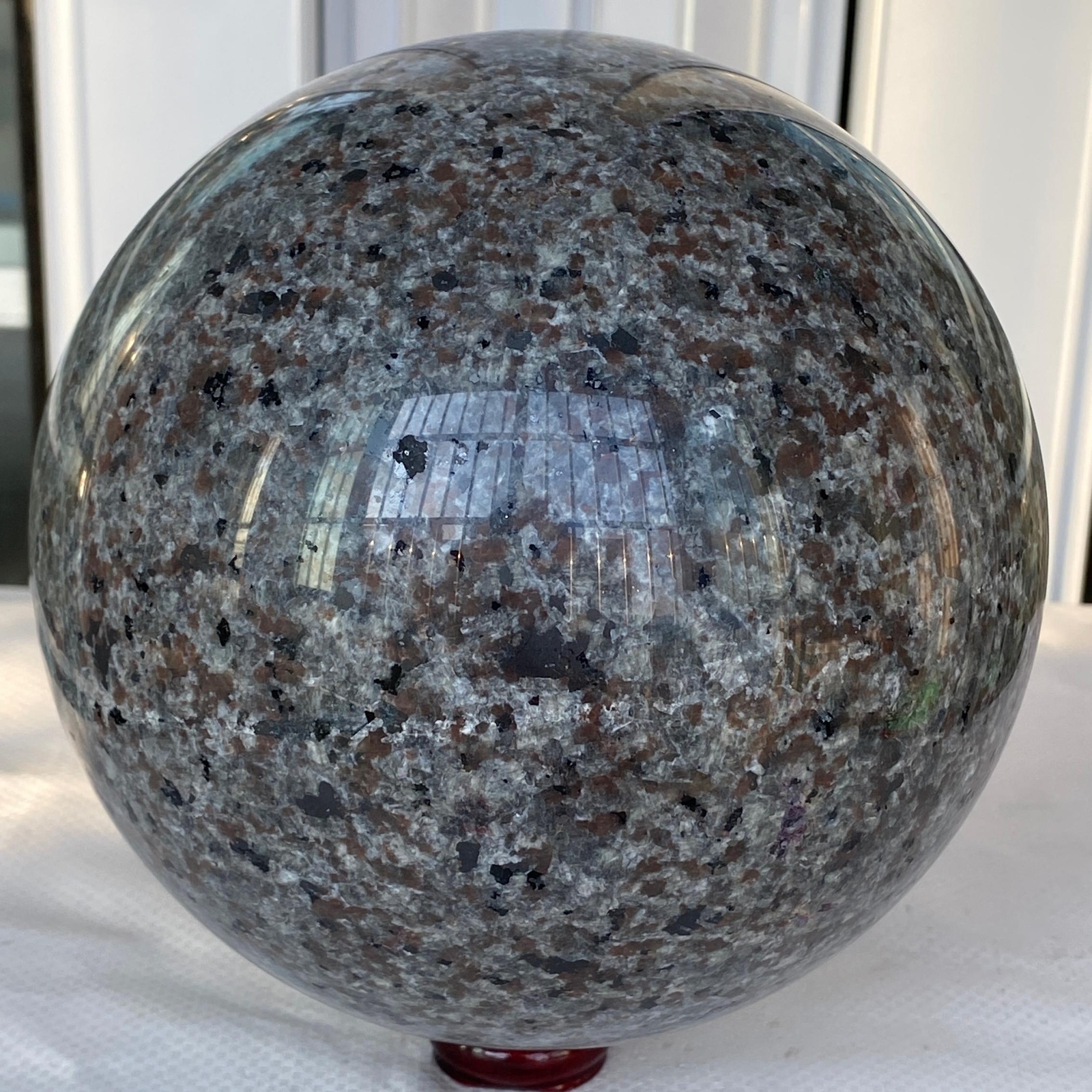Natural Flame’s stone Sphere crystal ball reiki healing 5660G UV Reactivecrystal