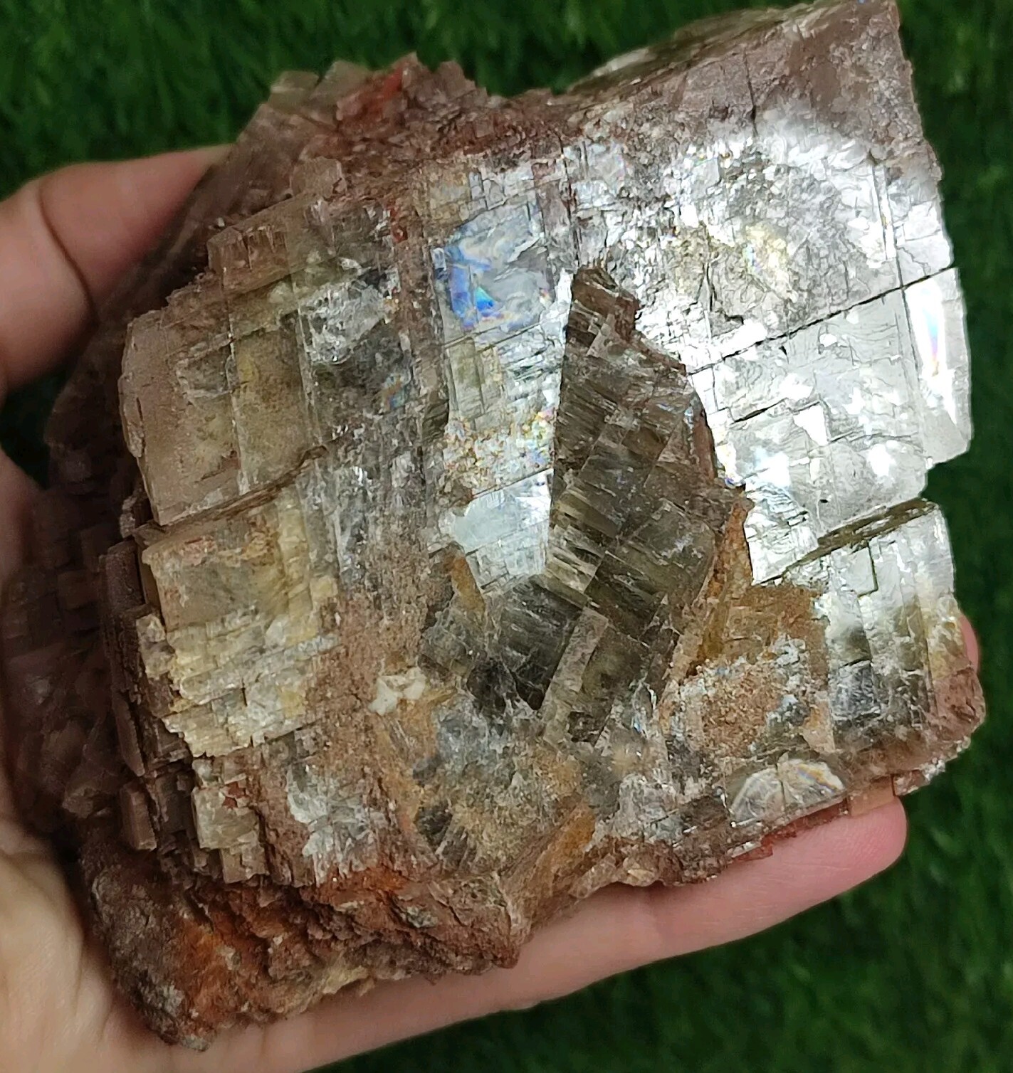1.4-kg Gemmy Orthoclase War Feldspar Crystal With Complete Growth & Huge Size.