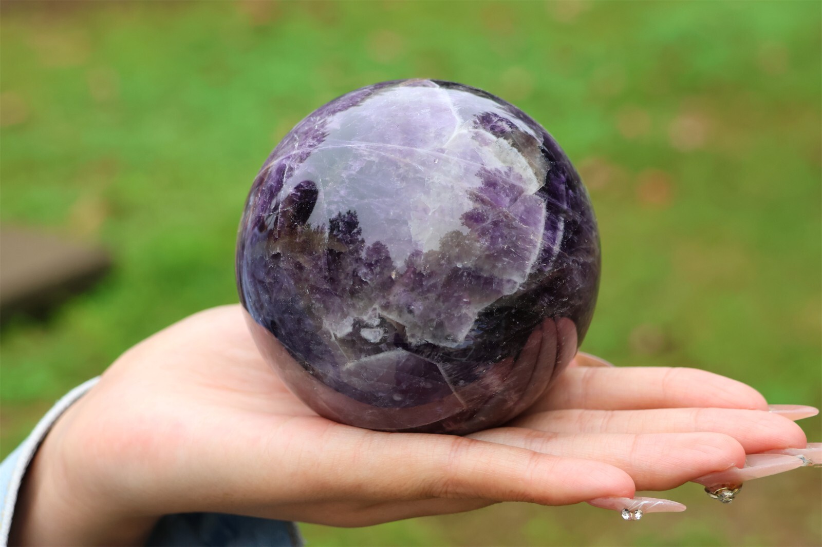 920g/86mm Natural Dream Amethyst Quartz Crystal Sphere Ball Reiki Healing