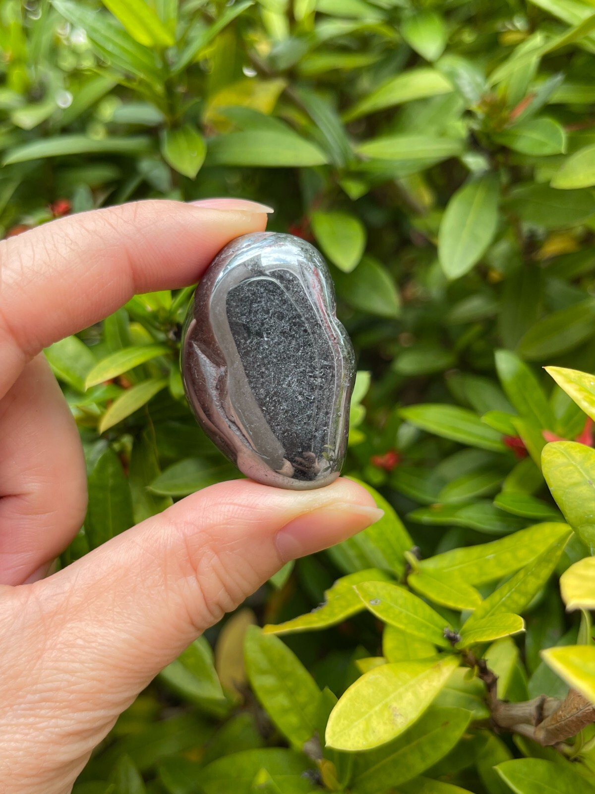 Grade A Hematite Tumbled Stones, 0.75″-1.25″ Tumbled Hematite, Pick How Many