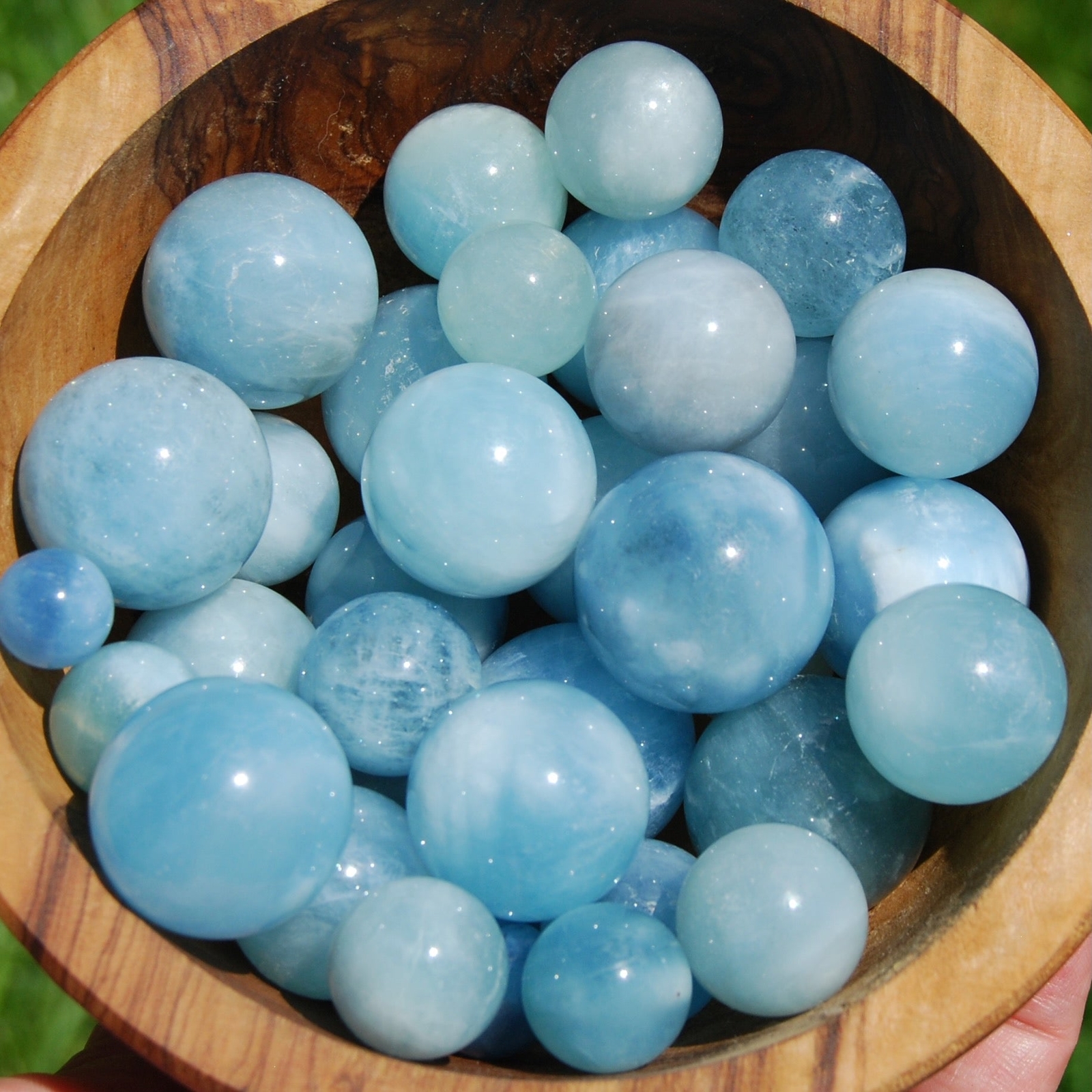 ONE Mini Gem Aquamarine Crystal Sphere, 16mm to 26mm