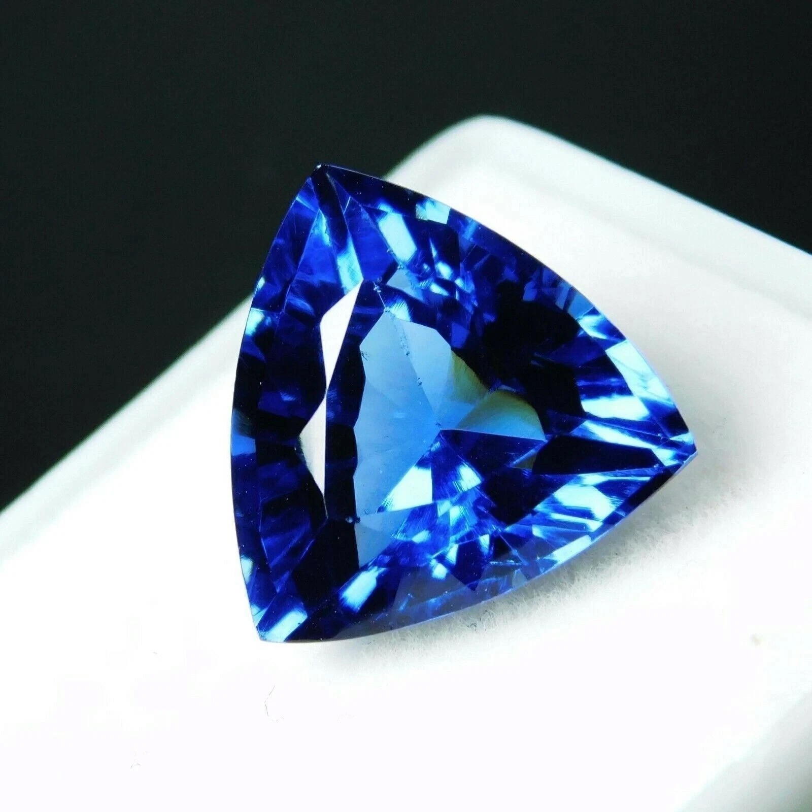 12 Ct ,Sri lankan Natural Blue Sapphire Trillion Cut Certified Loose Gemstone