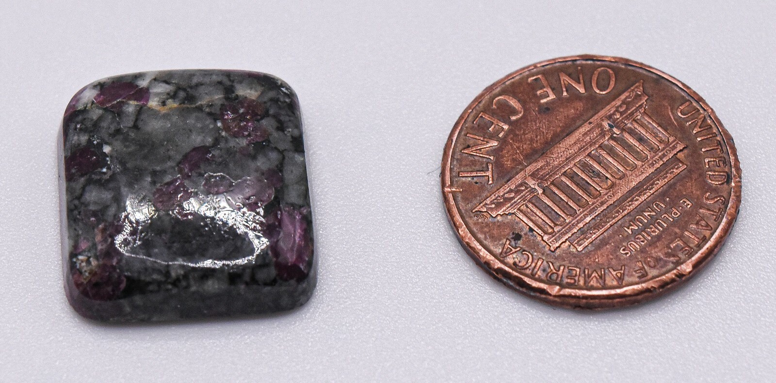 15.5ct 17mm Deep Purple Eudialyte Cabochon Polished UV Reactive Mineral – Russia