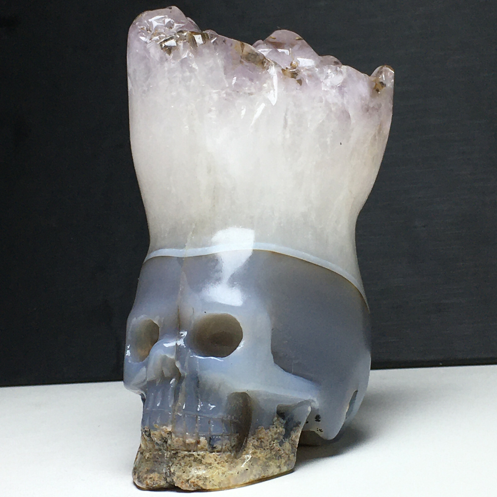 449g Natural Crystal Specimen. Agate Crystal. Hand-carved.The Exquisite Skull.CN