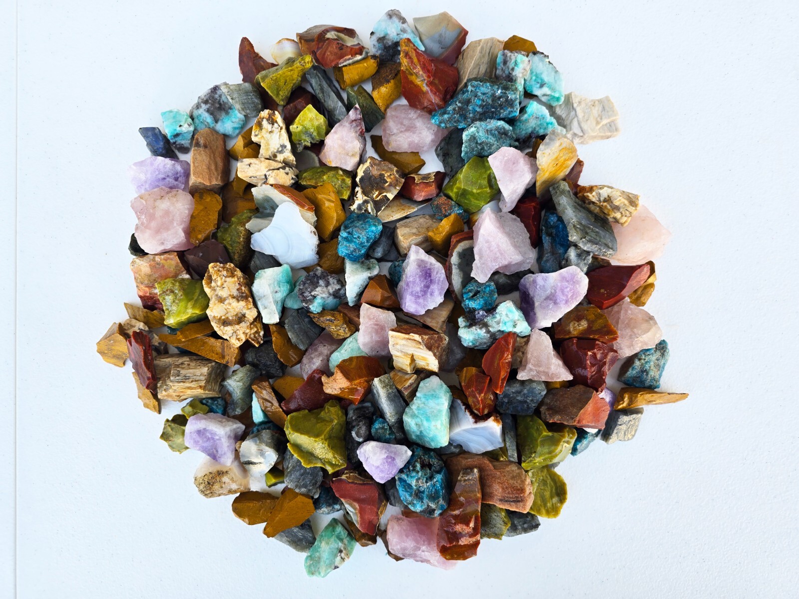 Madagascar Crystals Mix Raw Bulk Rough Gems Stones for Décor Tumbling & Healing