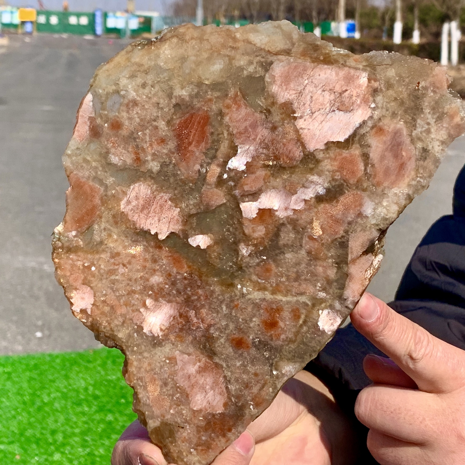 449G Natural Strong SunStone Quartz Crystal Spiritual Restoration