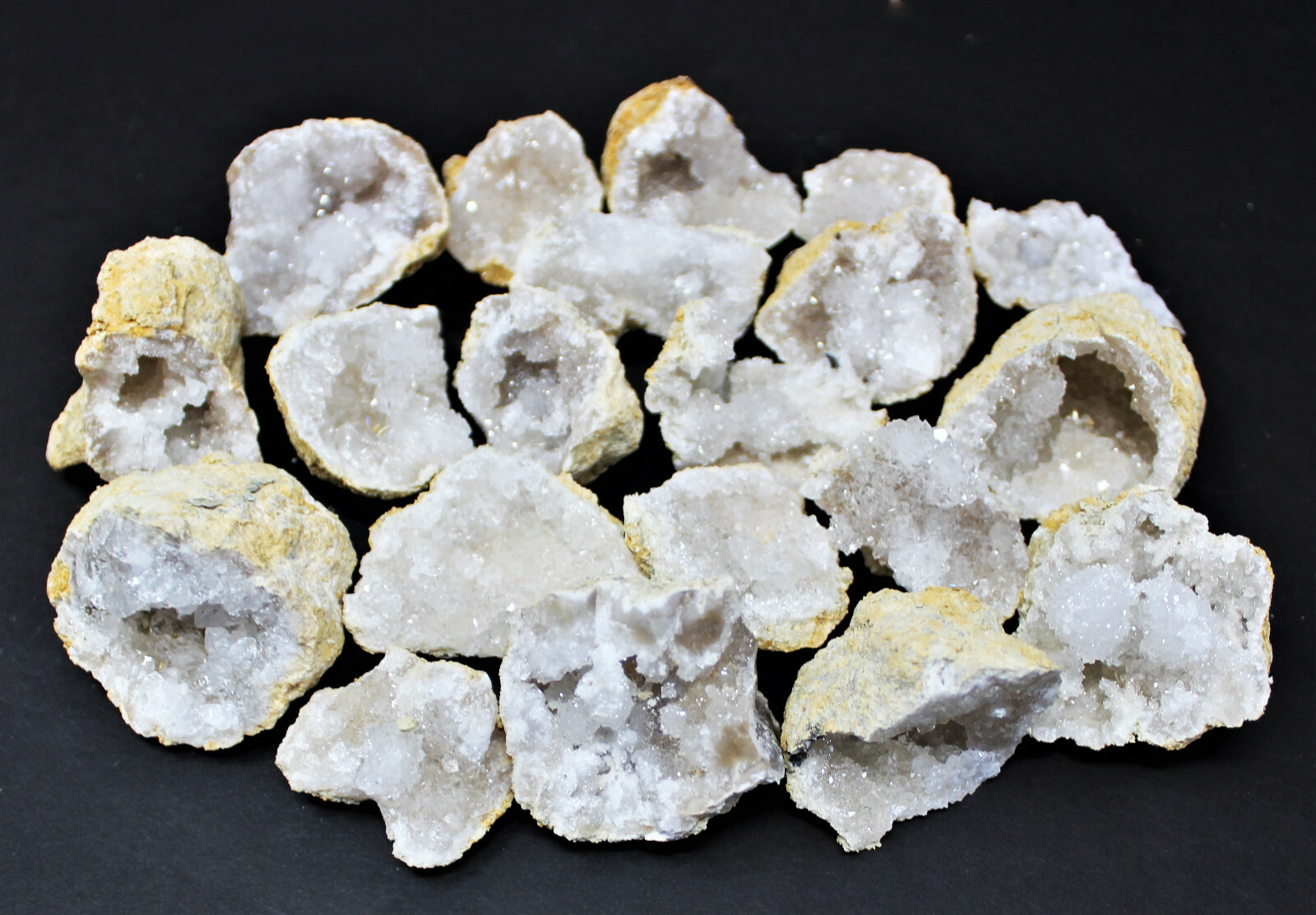 Break Your Own Geodes Gift Box (4 LARGE pcs) Unopened Moroccan Crystal Geodes