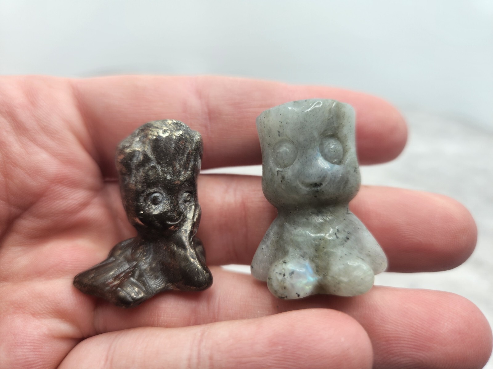 2 Piece Guardians Of The Galaxy Groot Adult & Baby Mini Natural Crystal Carving